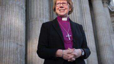 A nova bispa de Londres, a Reverenda Sarah Mullally. Fotografia: Stefan Rousseau/PA