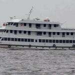 Na imagem, o barco Iana 3 em que Lula e Janja estão hospedados em Belém